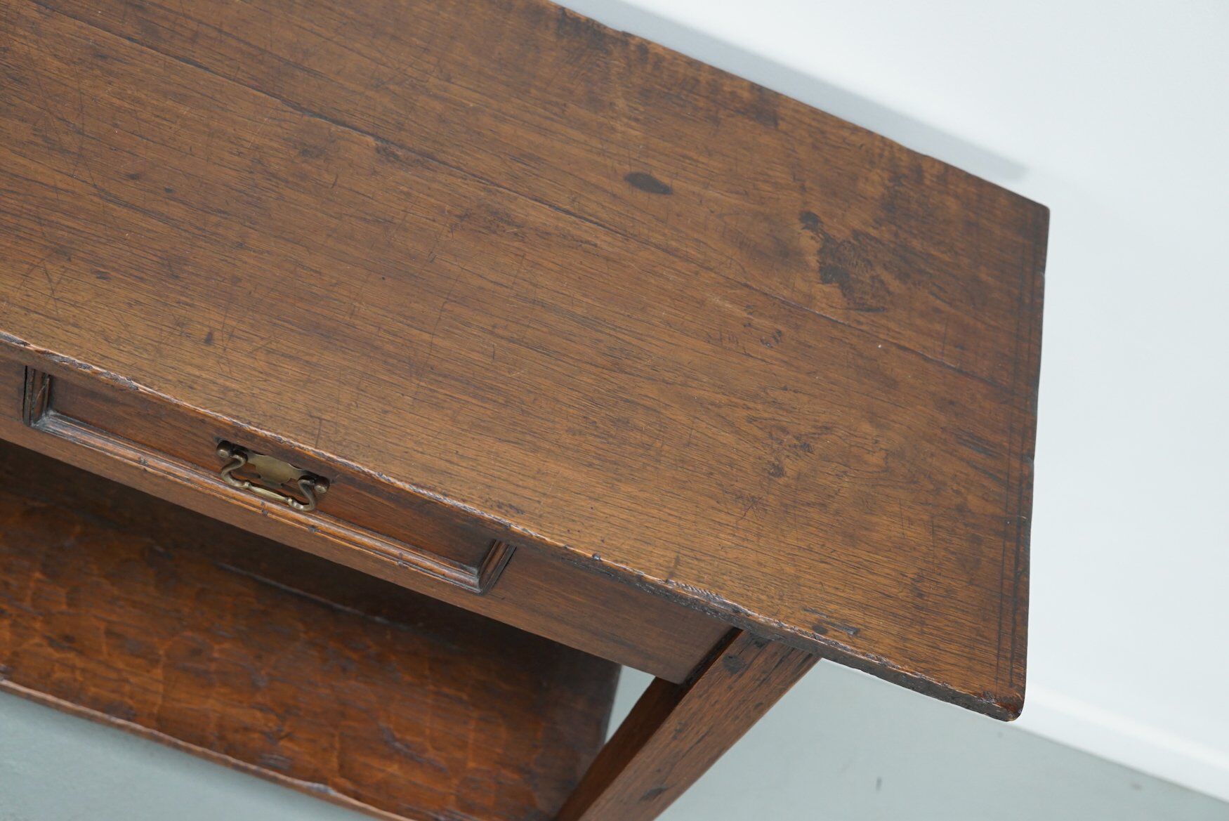 Table d'appoint en chêne rustique français vintage, années 1920
