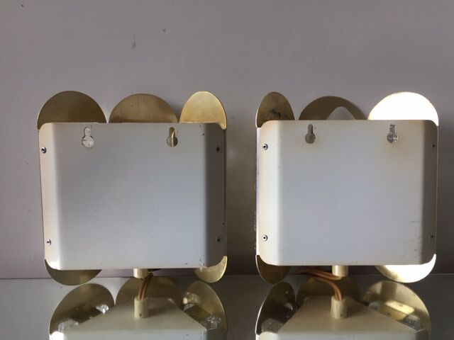 Pair of Scandinavian Midcentury wall lights in Crystal and Brass