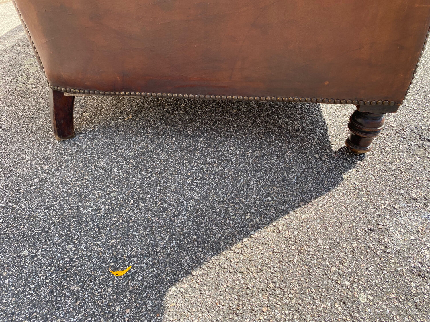 2 seater chesterfield leather sofa