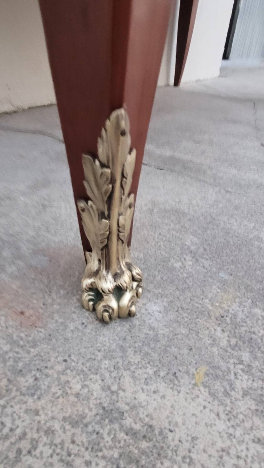 Louis XV Louis XVI rosewood commode, 19th century.