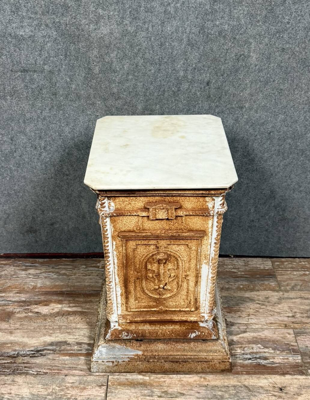 Renaissance style cast iron pedestal column