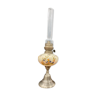Oil lamp with porcelain and tin foot
