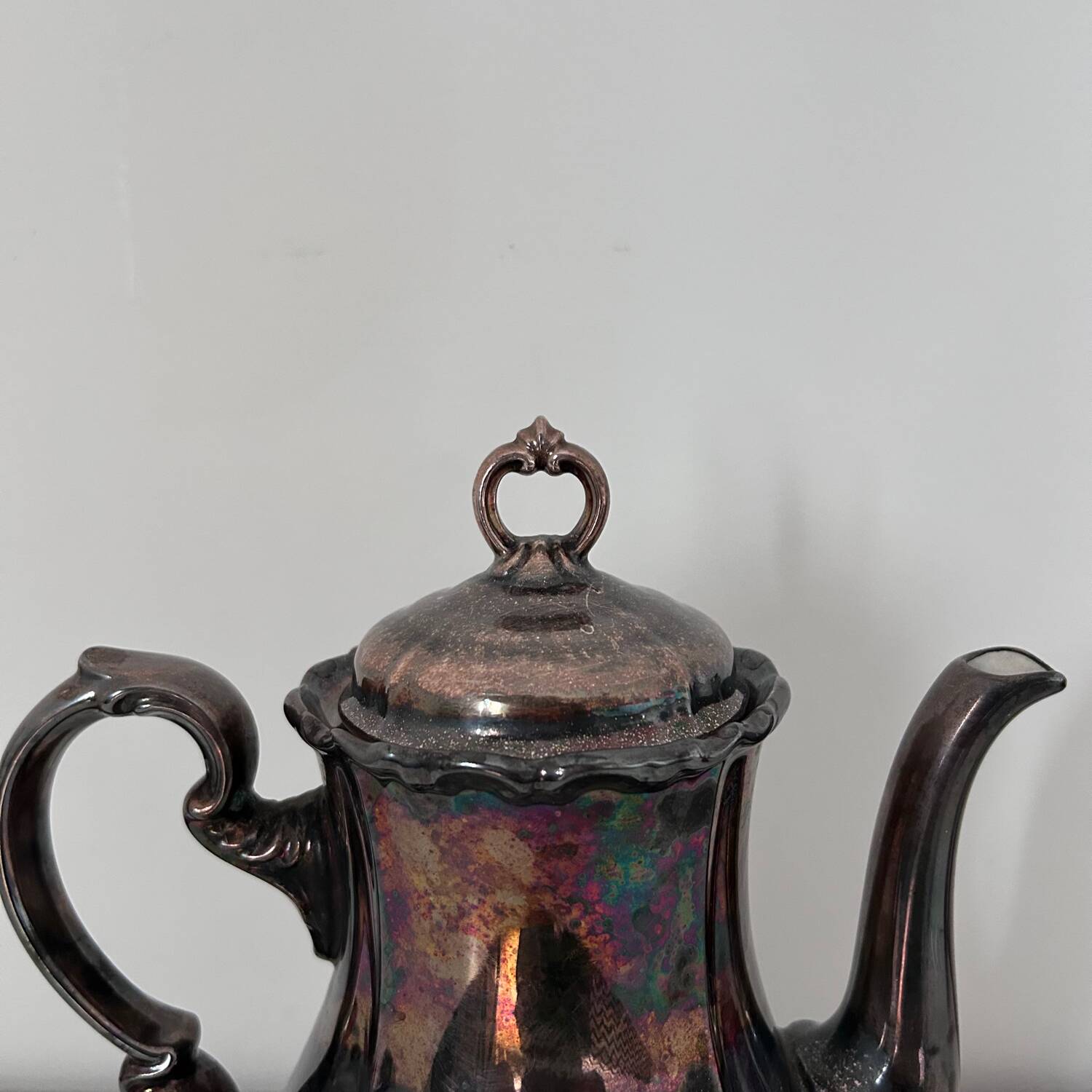 Metallic porcelain coffee pot