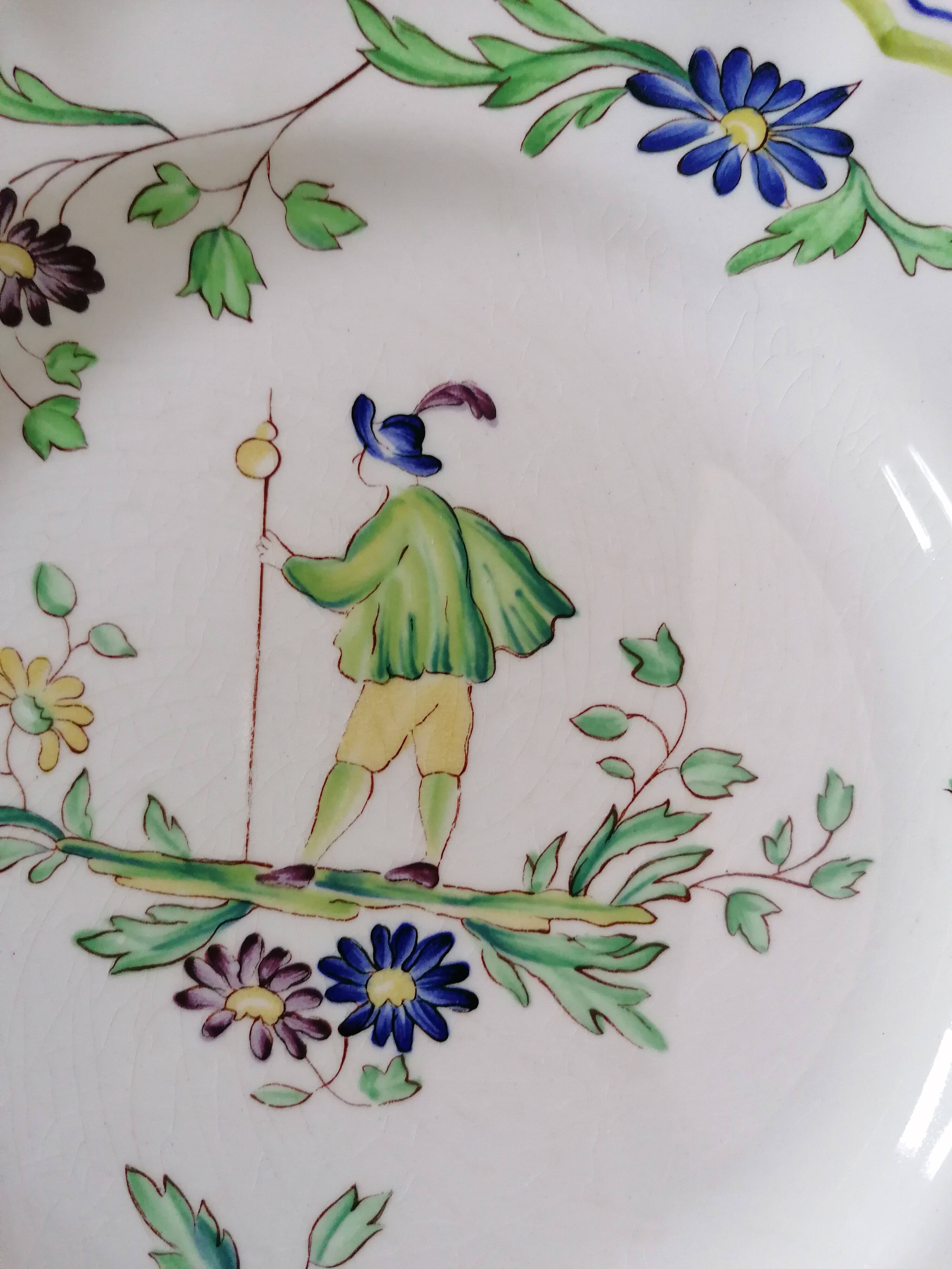 Assiette en faïence de Longchamps décor pèlerin