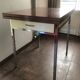 Table en formica avec sa chaise et son tabouret imitation palissandre