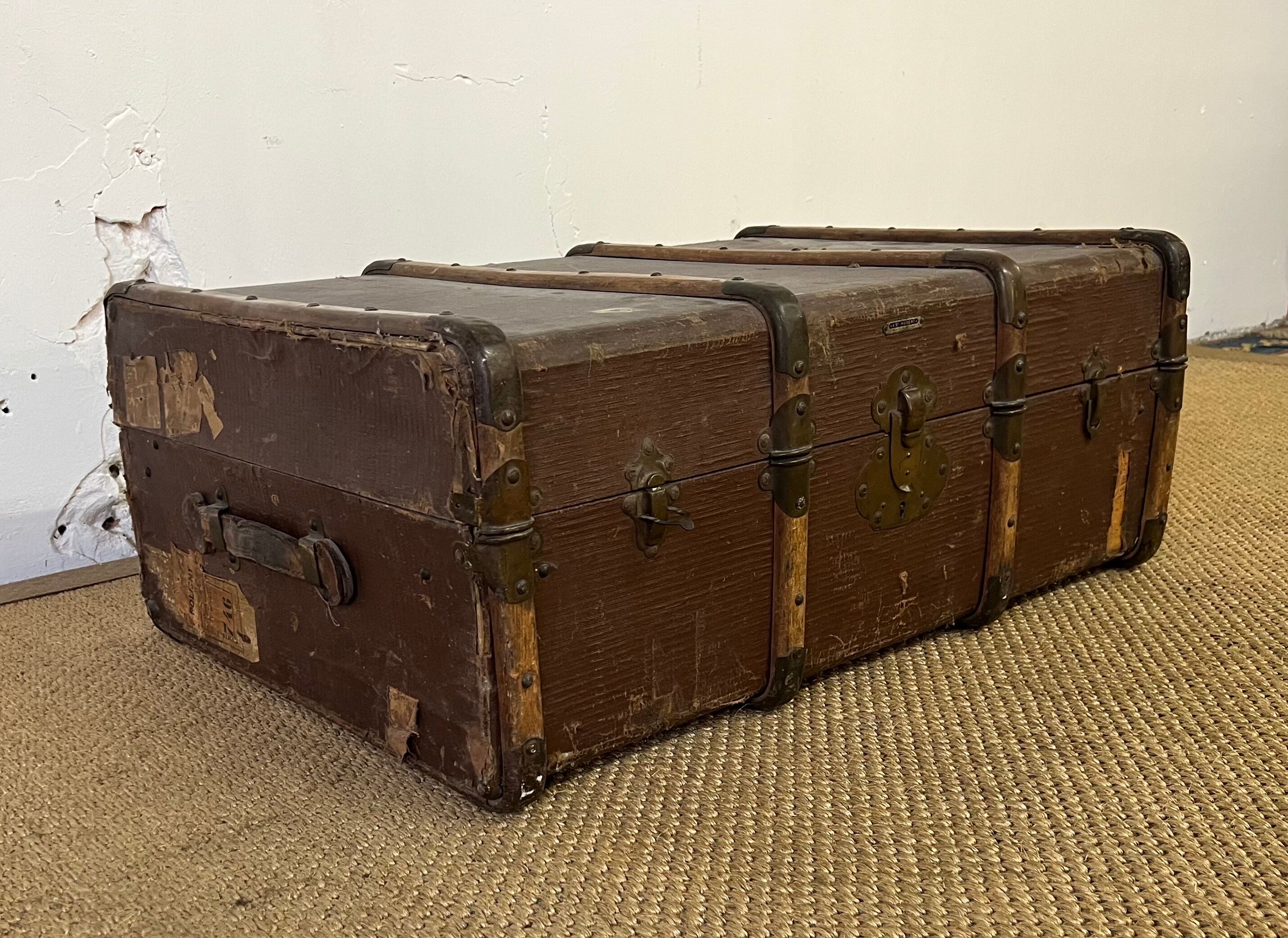 Vintage trunk in wood and leather, St Hubert Paris