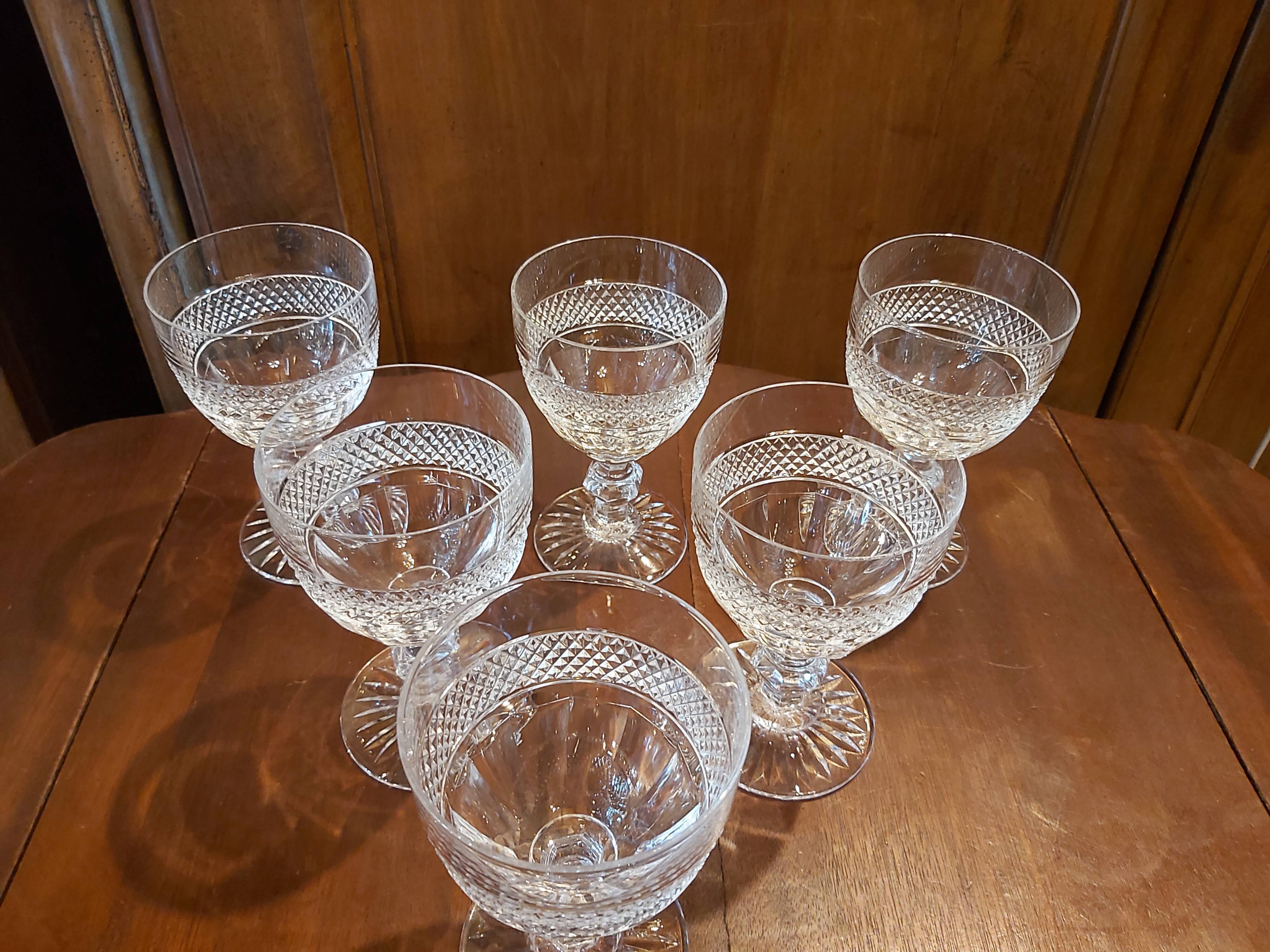 6 crystal glasses of Saint Louis model Trianon h 14 cm