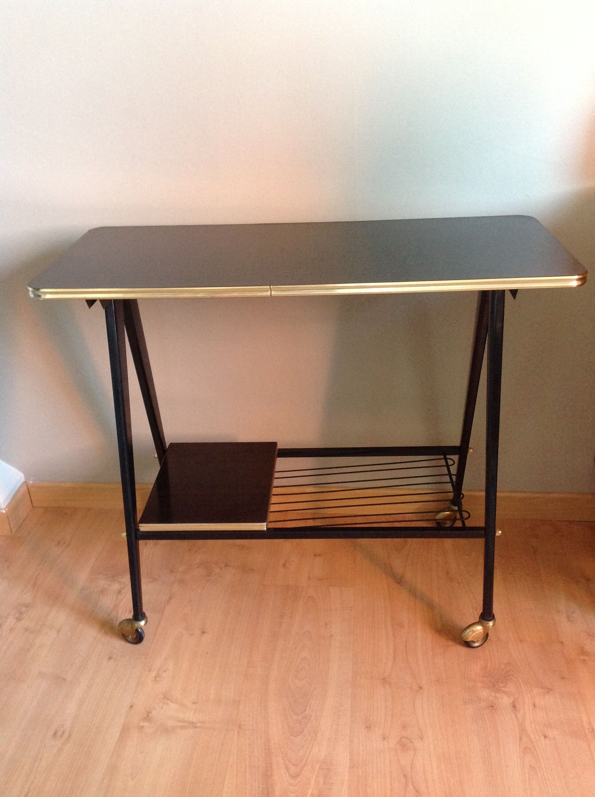 Formica TV table and compass feet, vintage years 60/7