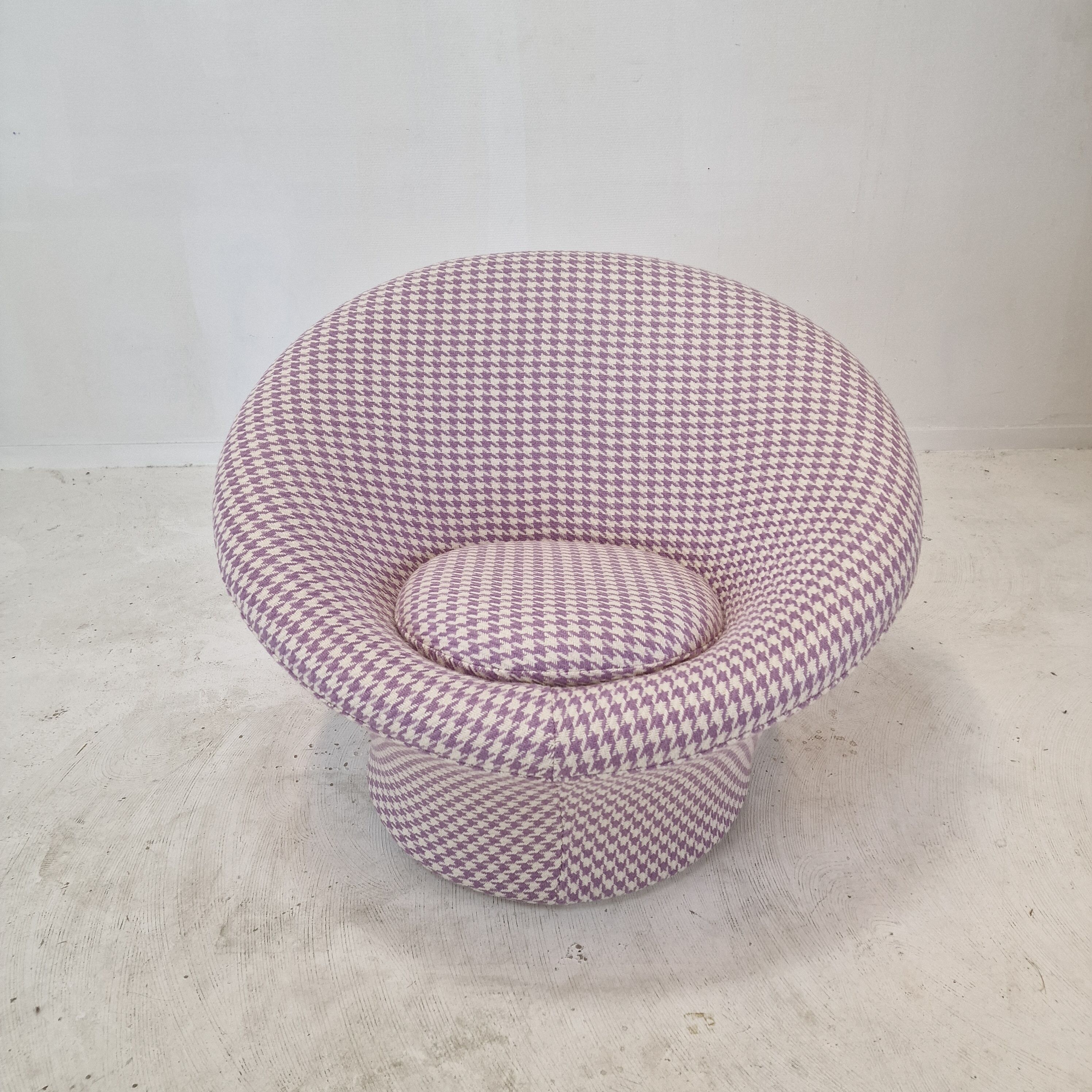 Mushroom Armchair and Ottoman by Pierre Paulin for Artifort, 1960s