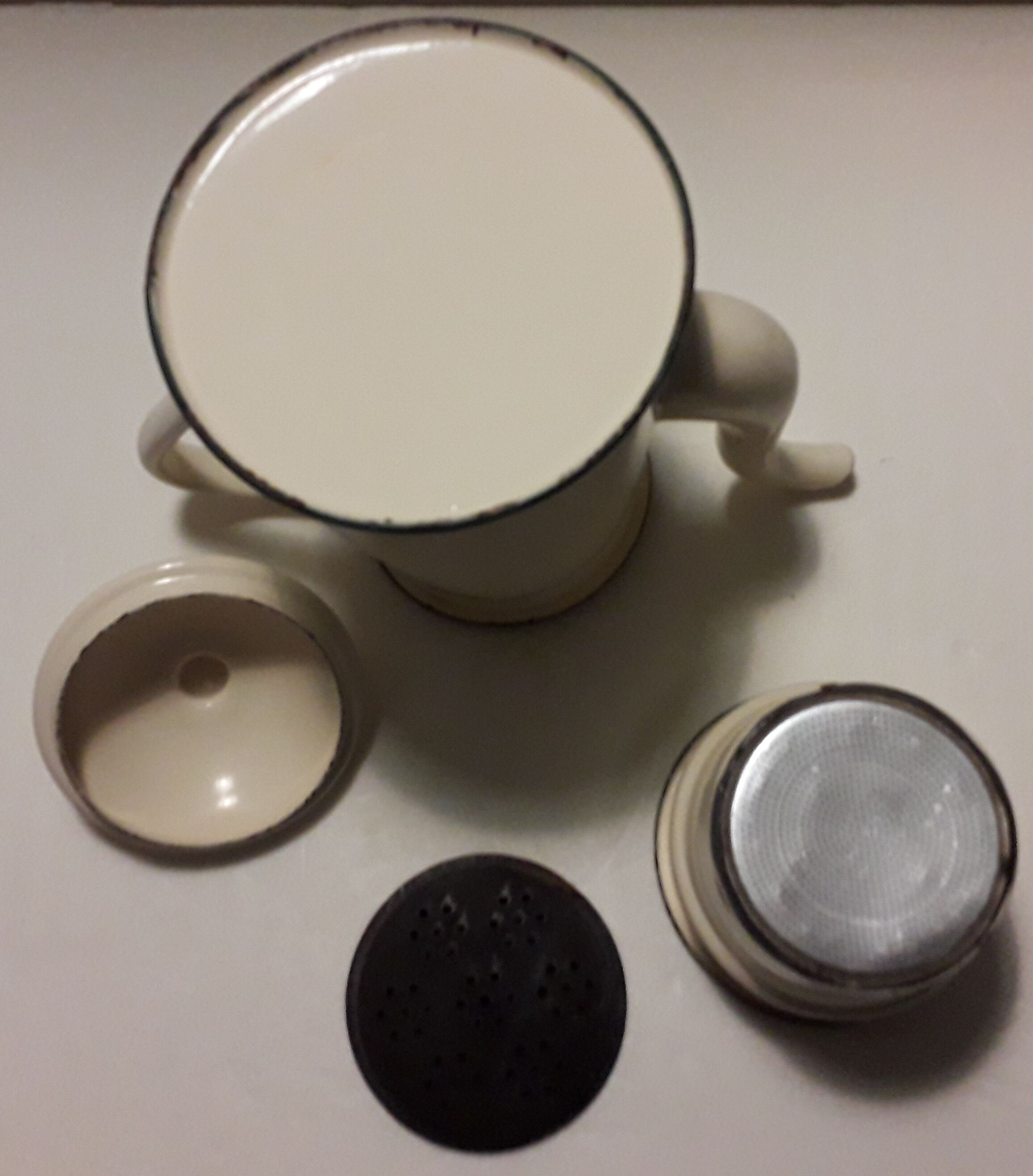 enamelled coffee maker ecru and green