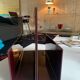 Porte-revue 1970 plexiglass bordeaux