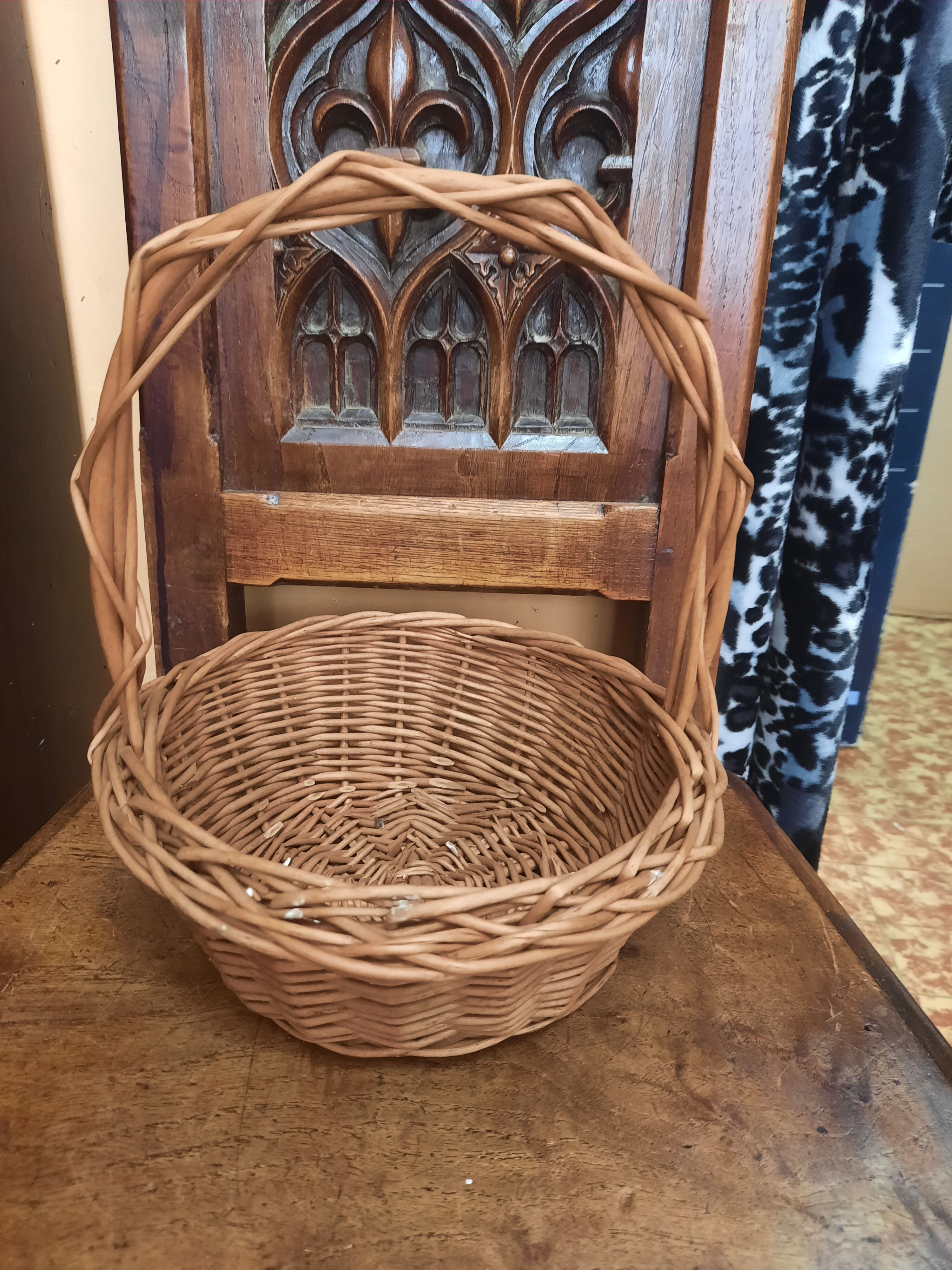 Wicker basket