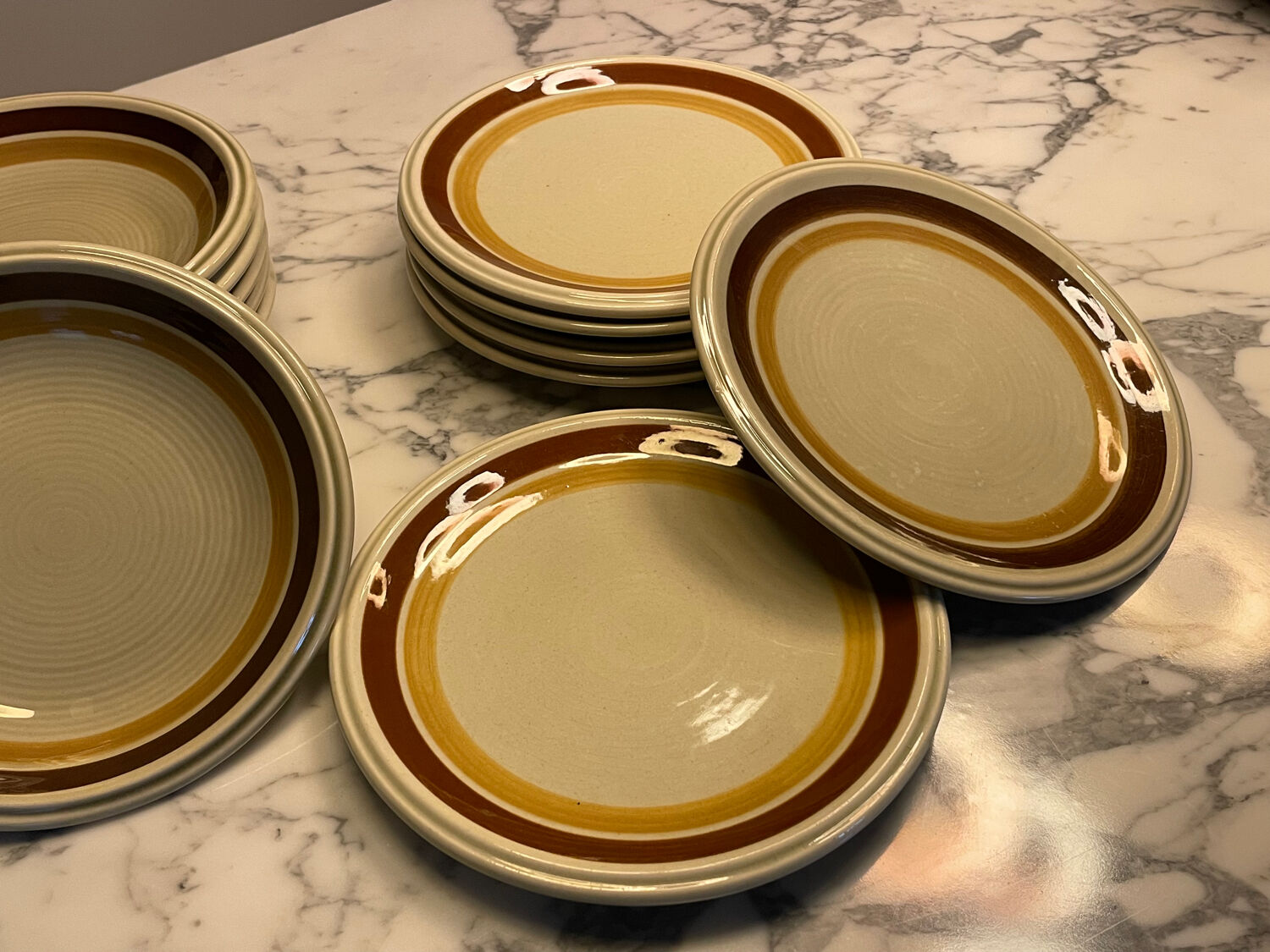 Lot of 12 Keramos plates 1970