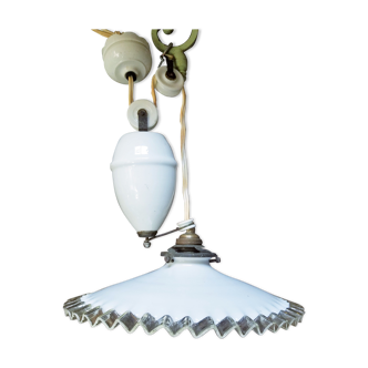 Suspension monte et baisse en porcelaine et opaline