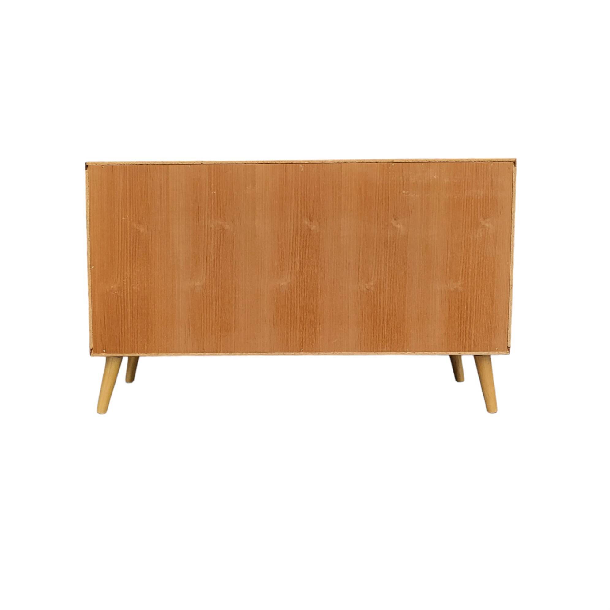 Enfilade Schrank
