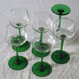 6 colored white wine glasses from Alsace in very good condition