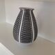 Vase Schlossberg vintage, années 1960/1970 – Graphisme noir et blanc