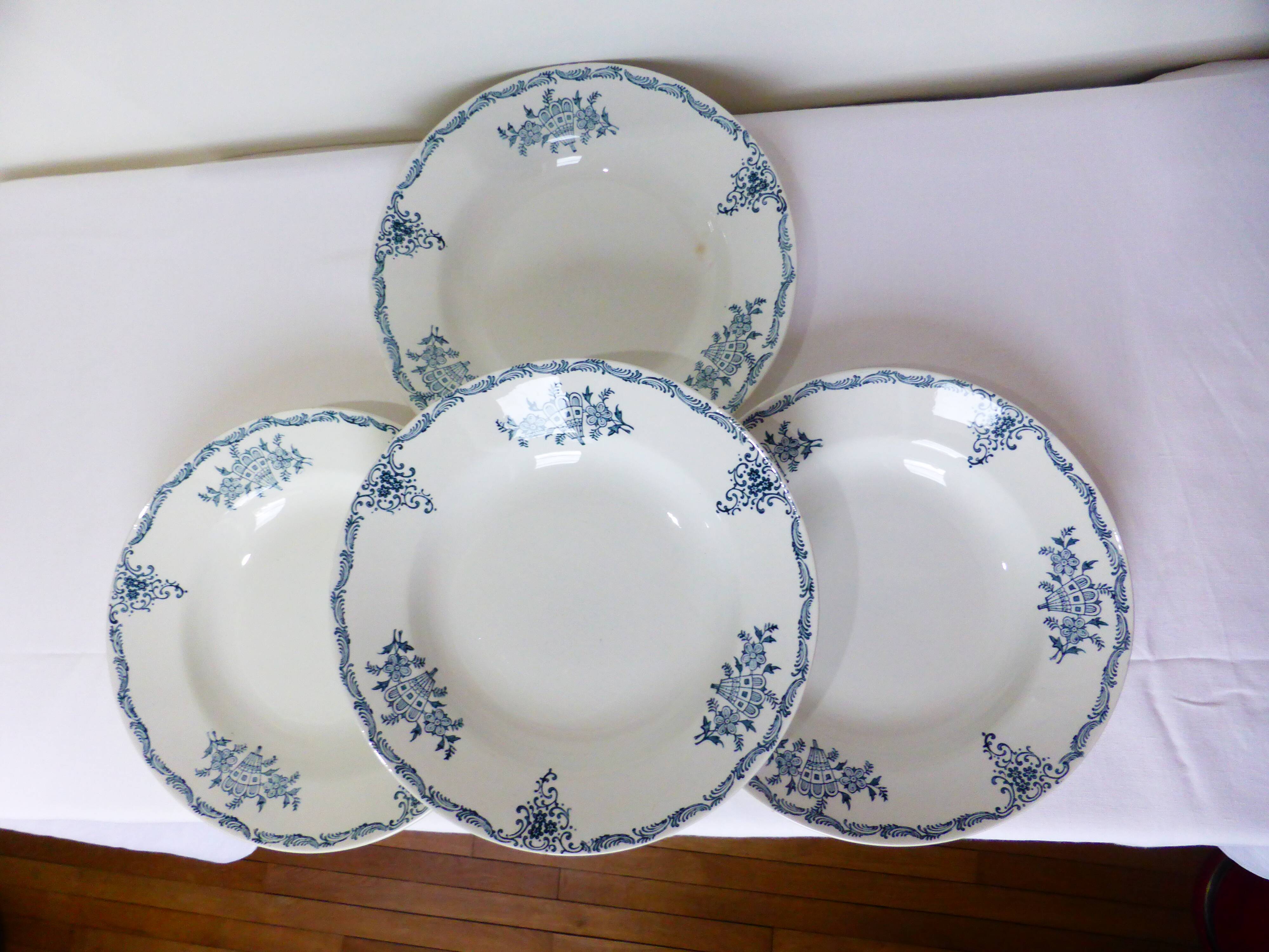 4 deep plates made of St Amand ironstone 220513