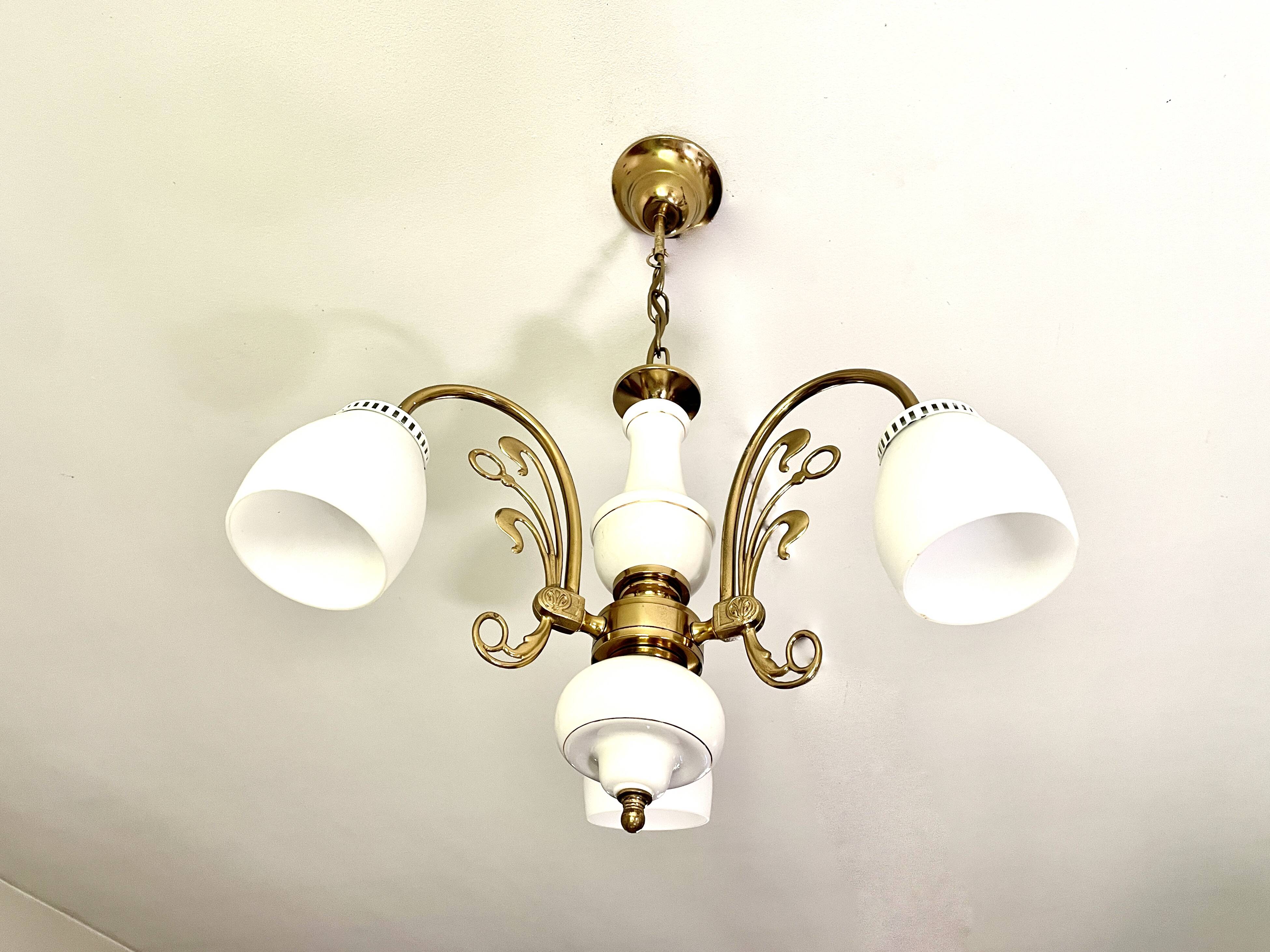 Three-light chandelier in gilded brass and porcelain, Art Nouveau style, 1970.
