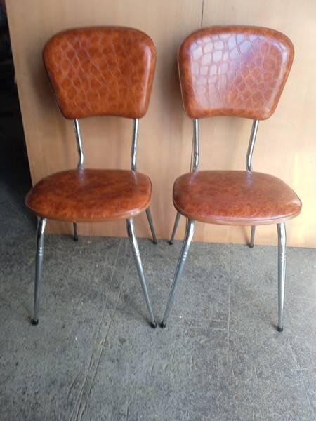 Pair of vintage design chairs from 1960