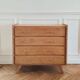 Commode vintage rénovée de style scandinave en chêne massif, années 50-60