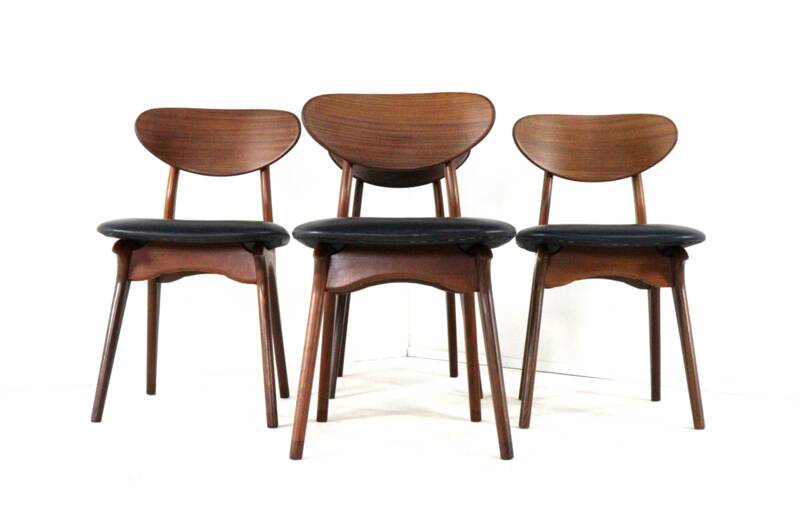 Set of 4 AWA chairs 'Weert' - full restored dutch design