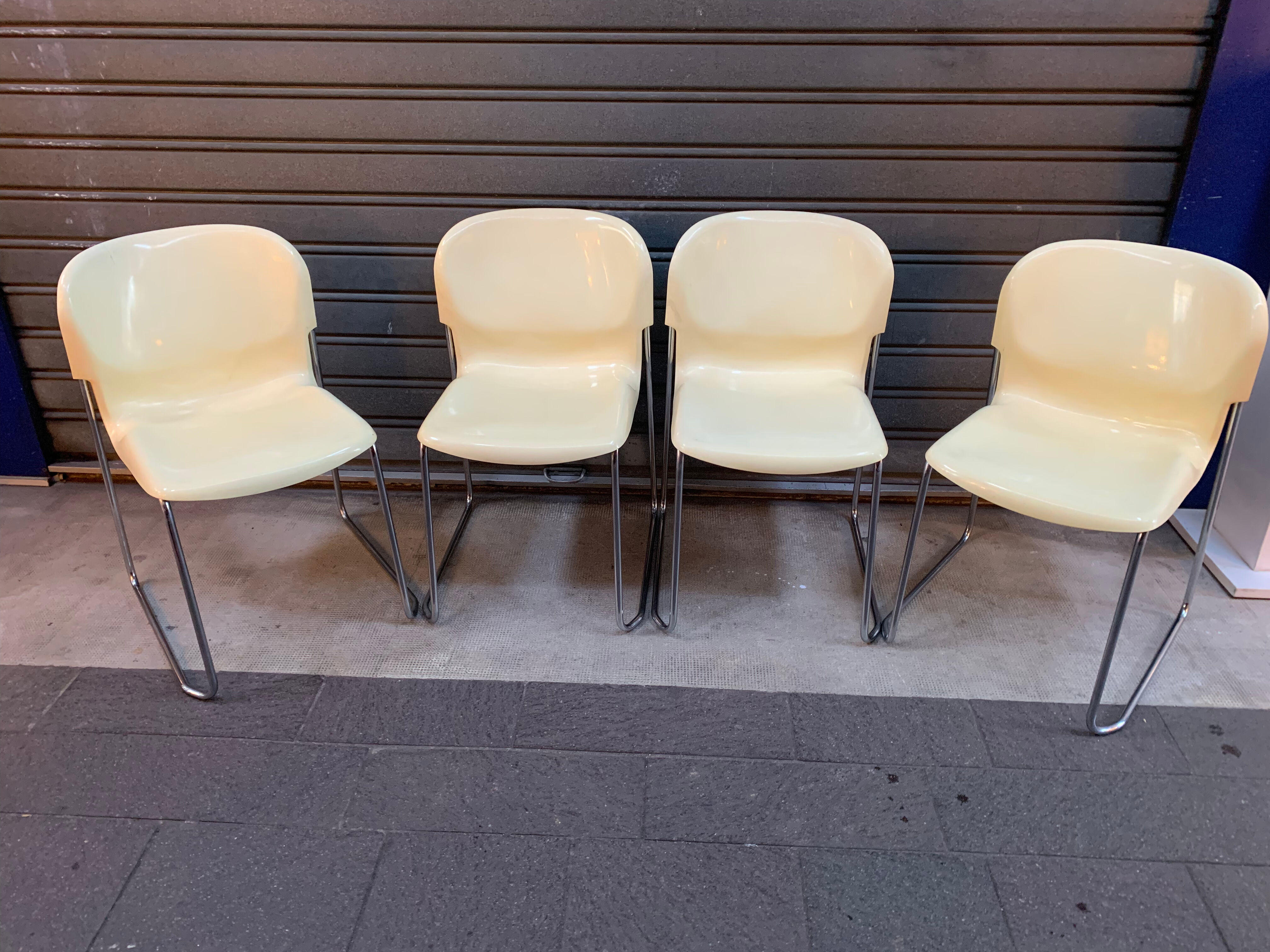 Set of 4 chairs 70s Gerd Lange beige