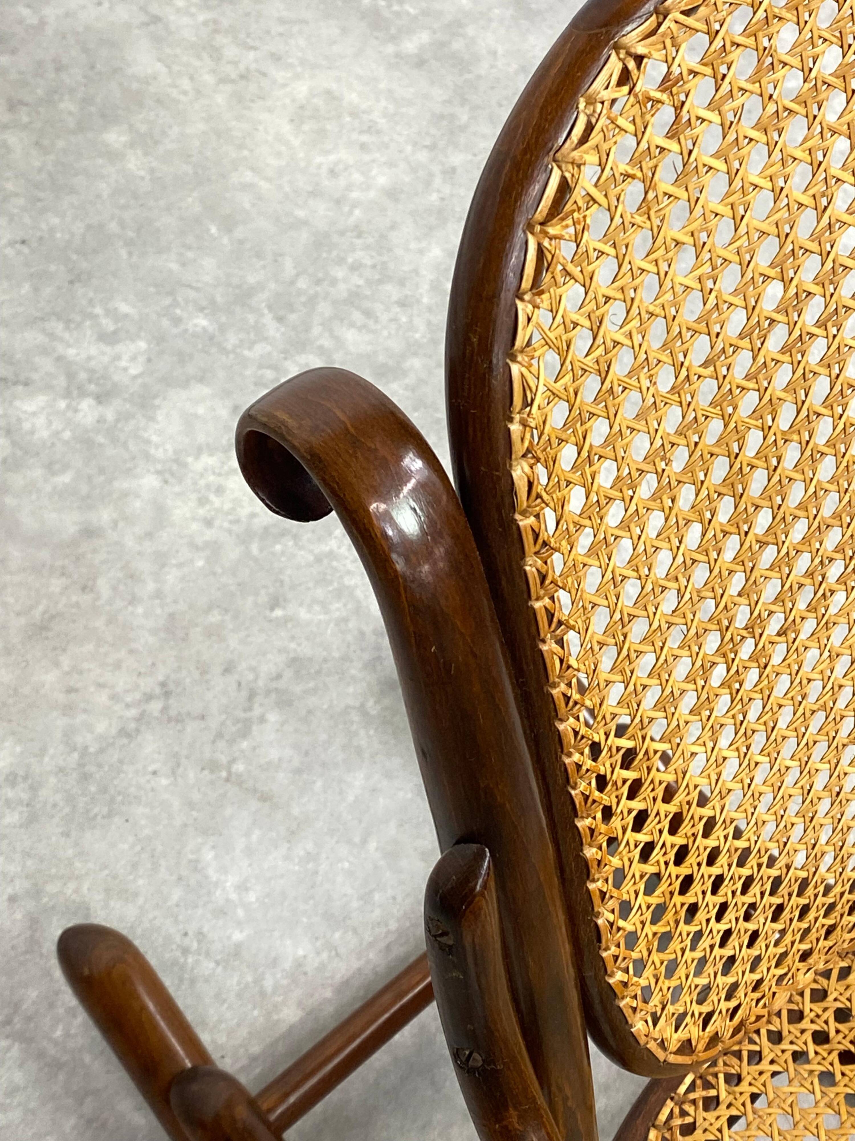 Children's rocking chair no. 2 by Thonet
