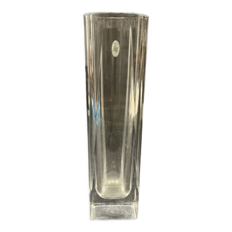 Vase en cristal à base carrée
