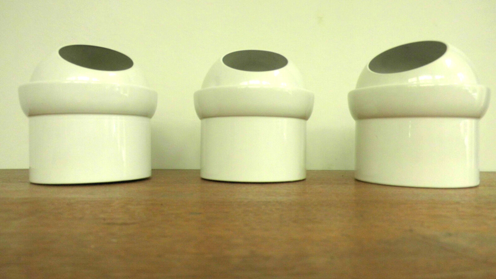 3 wall lamps Lumiance eyeball spots