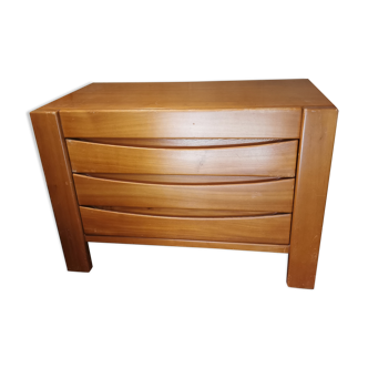 Dresser Regain house