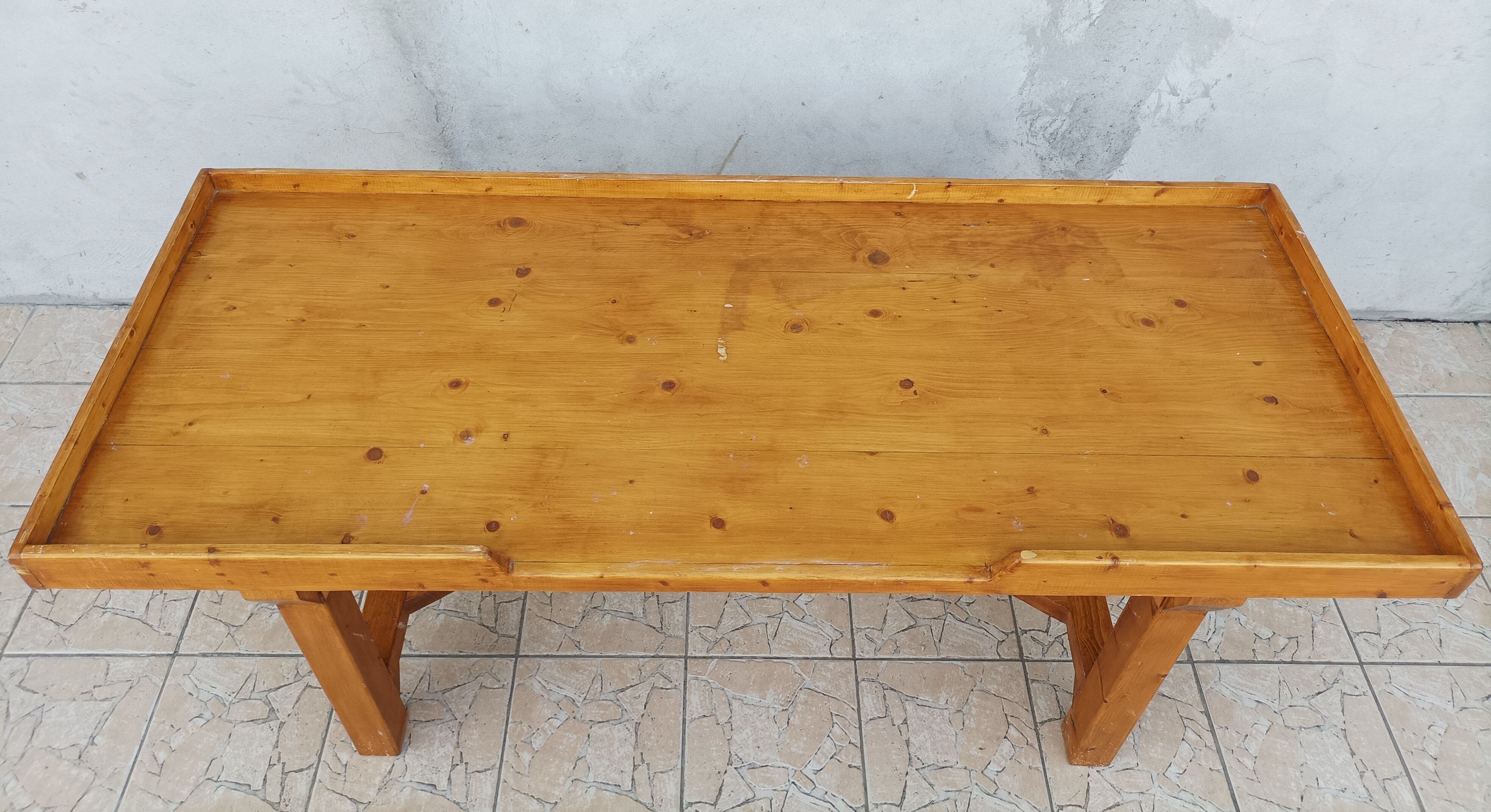 Vintage kitchen island loom table