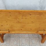 Vintage kitchen island loom table
