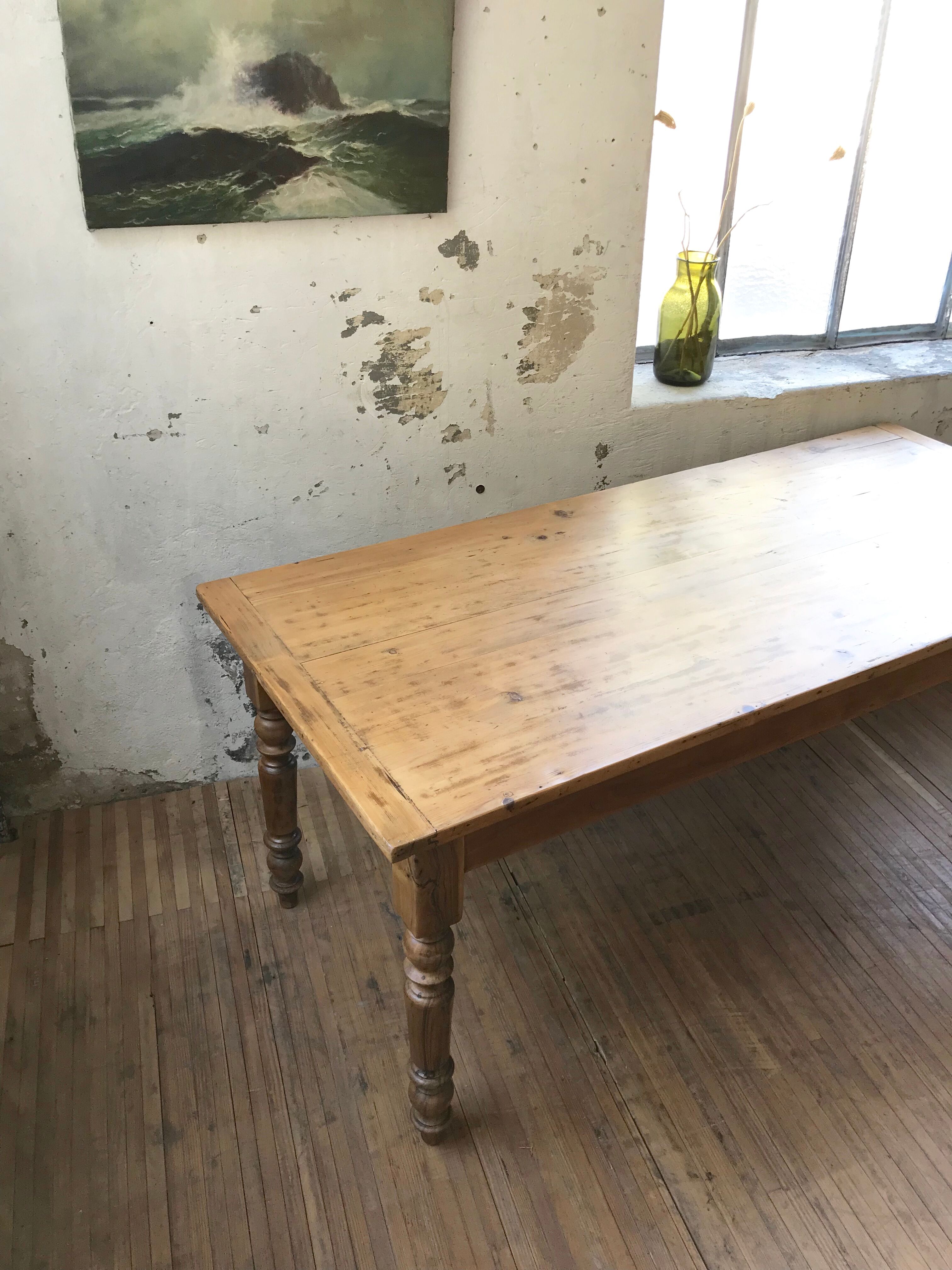 Turned legs farm table