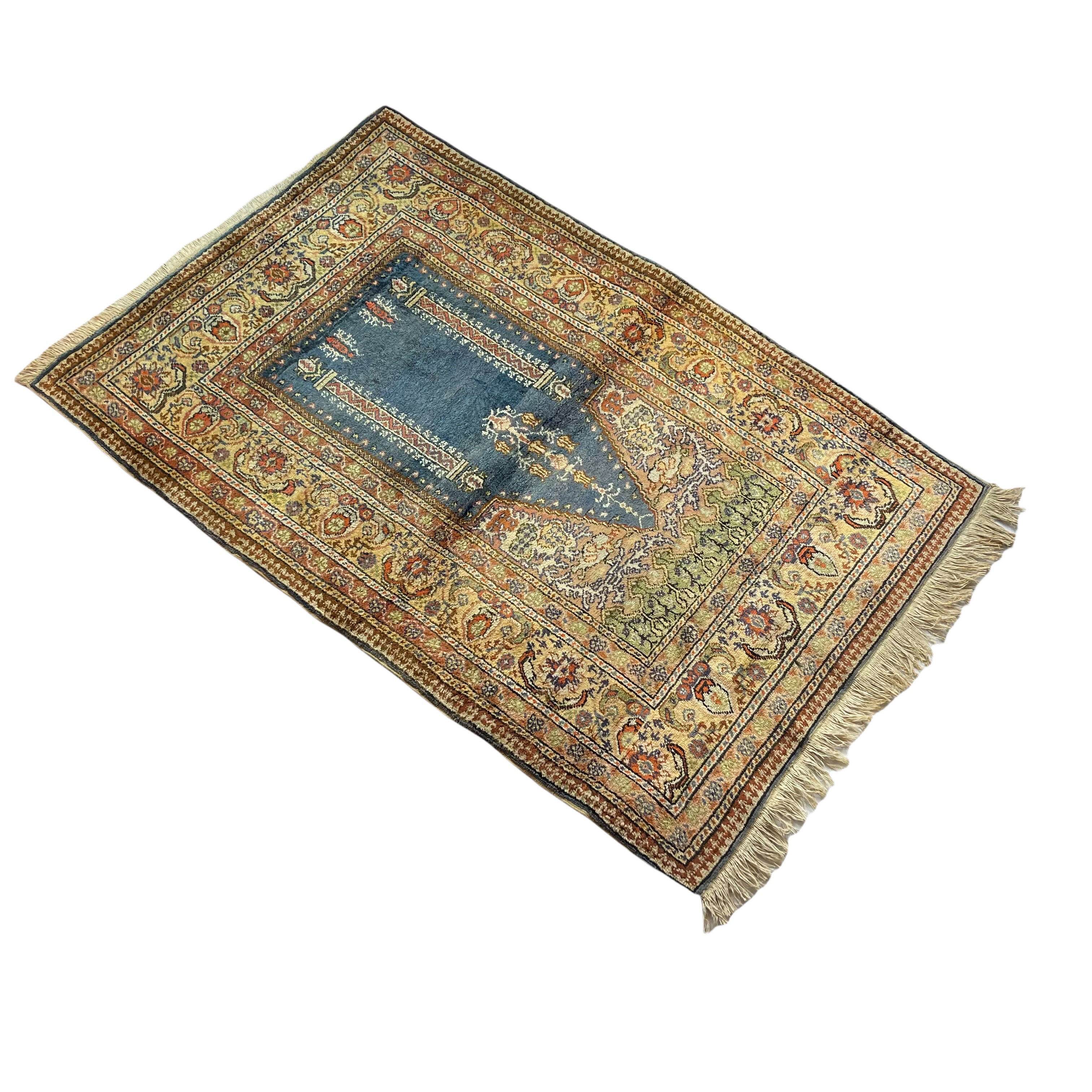 Vintage turkish silk & wool  rug ,feiner handgeknüpfter orientteppich  135x90 cm