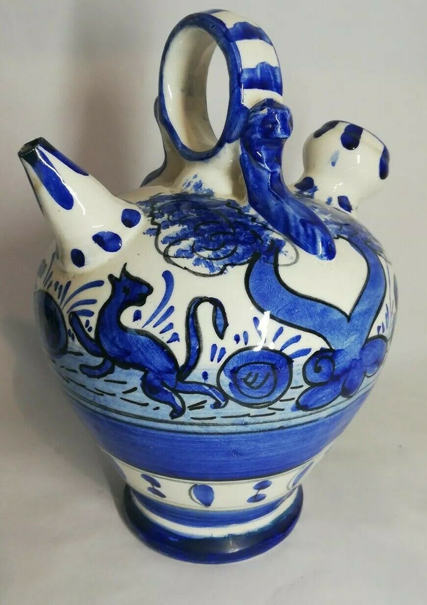 Blue gurgling