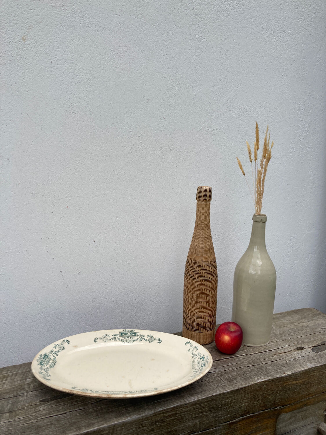 Earthenware dish Longchamp Lutèce