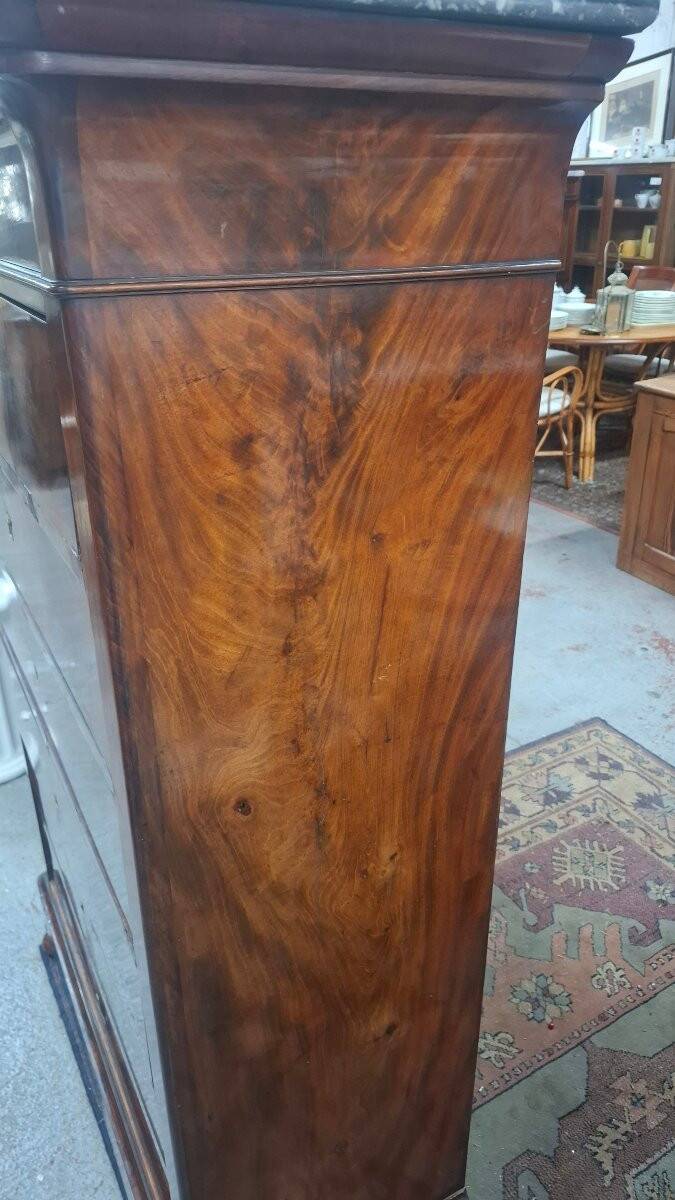 19th century mahogany chest of drawers