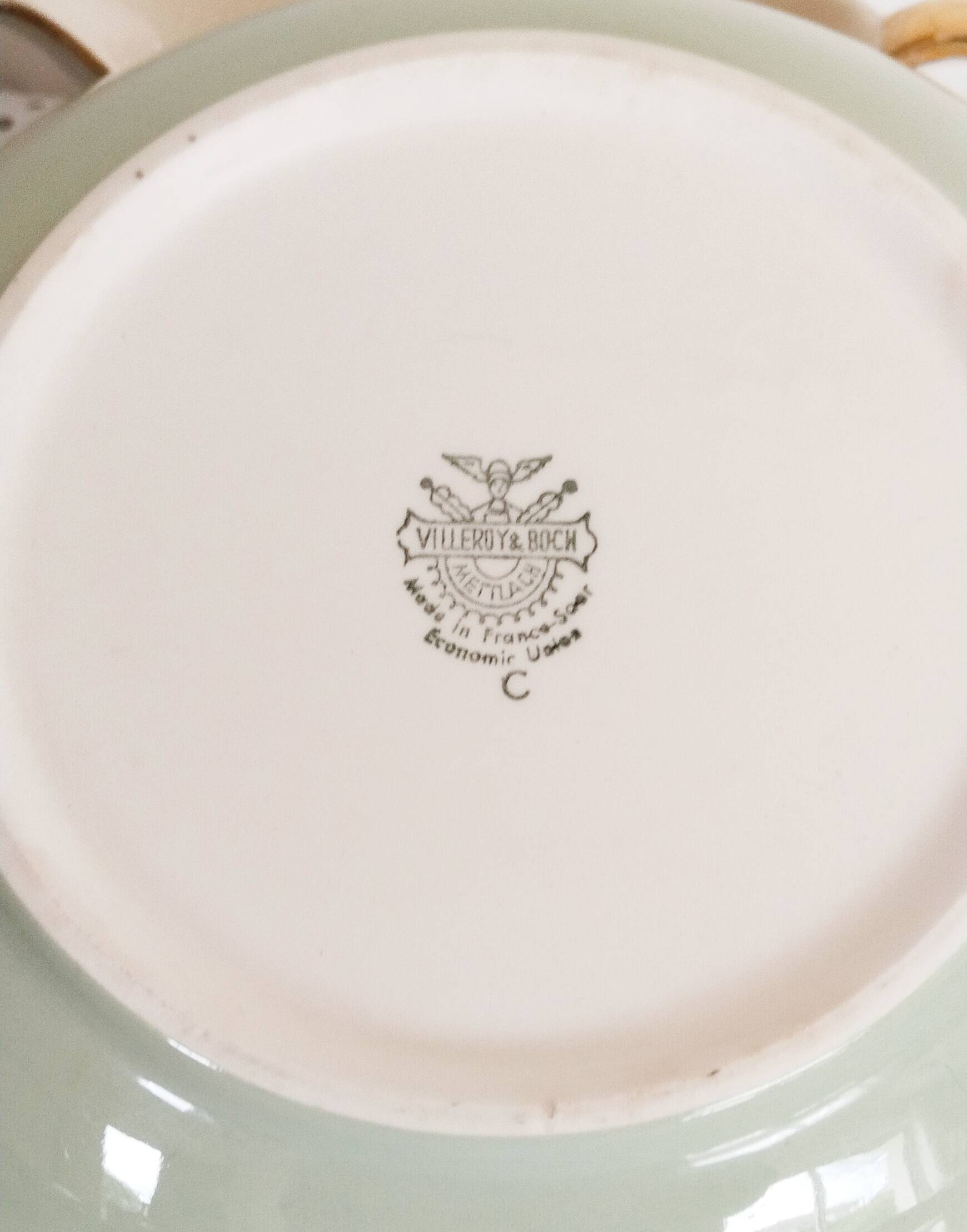 Villeroy and Boch porcelain salad bowl and sauce boat