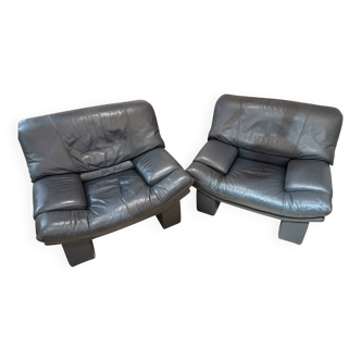Pair of armchairs, Nicoletti Salotti, 1980, Italy
