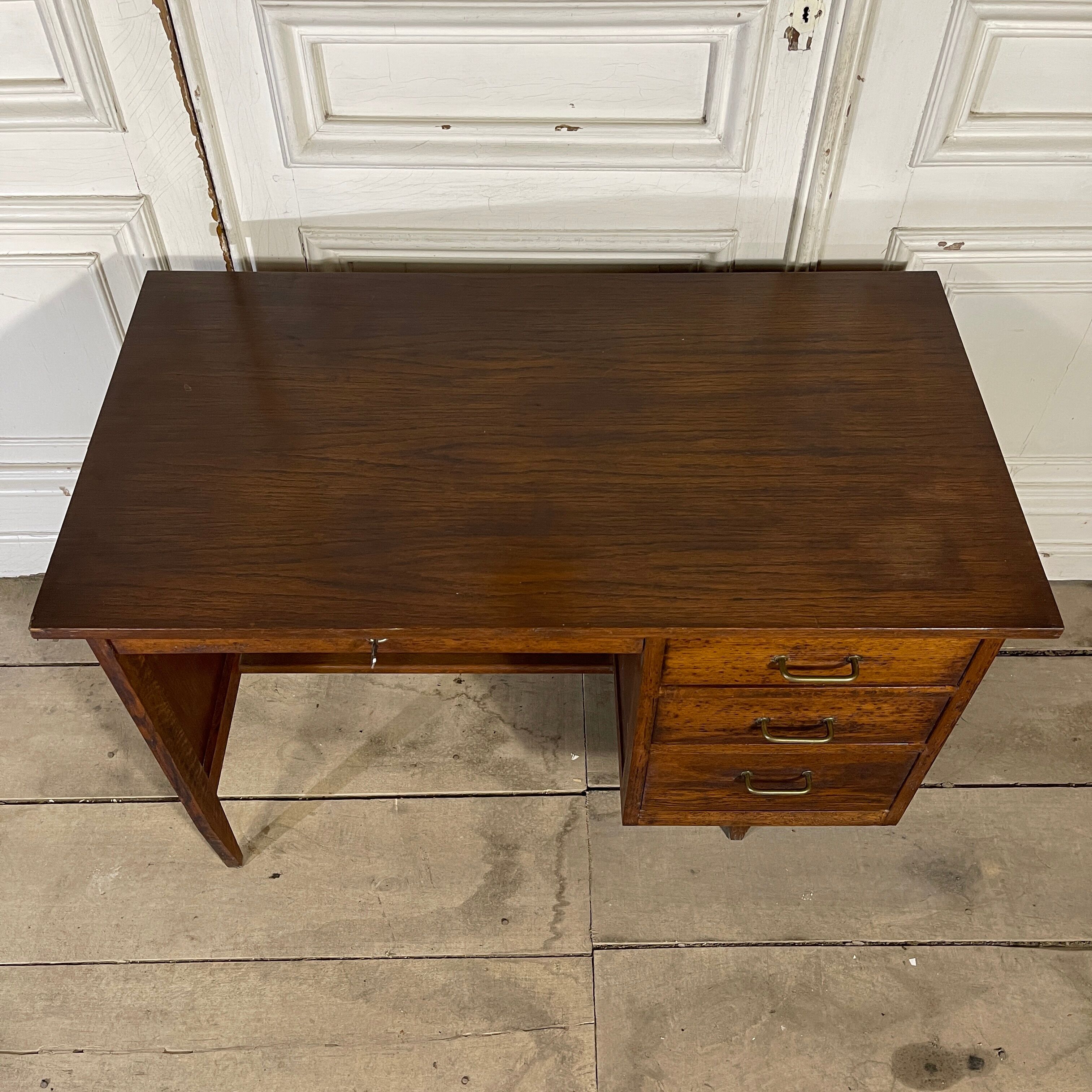Bureau vintage en bois