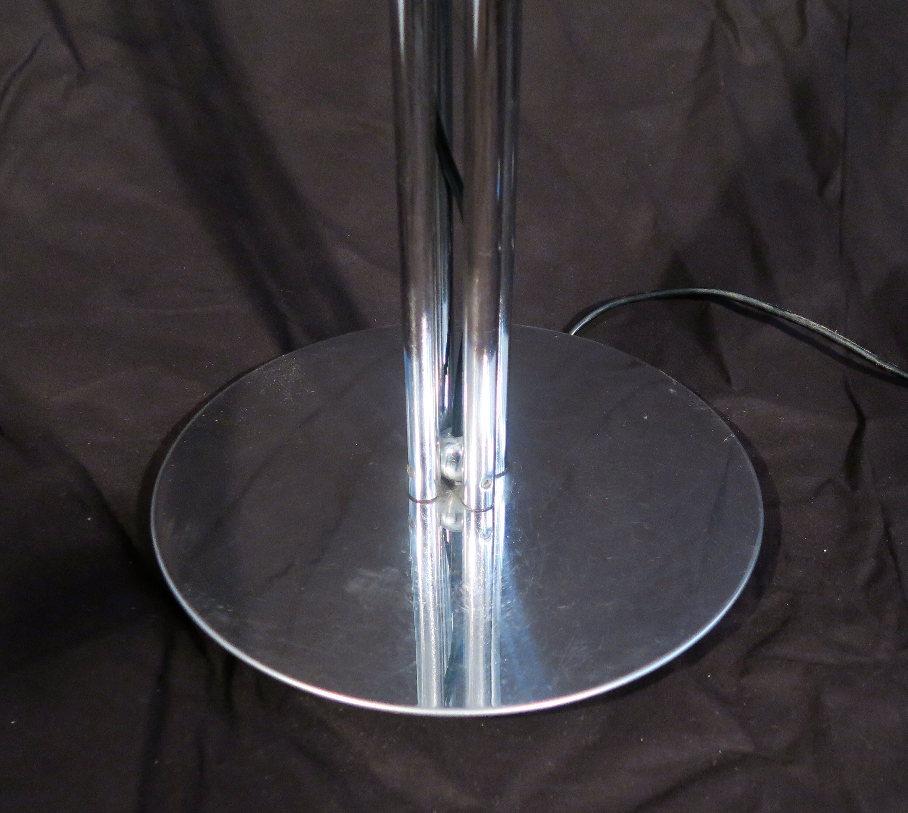 Quadrifoglio Guzzini floor lamp of Gae Aulenti