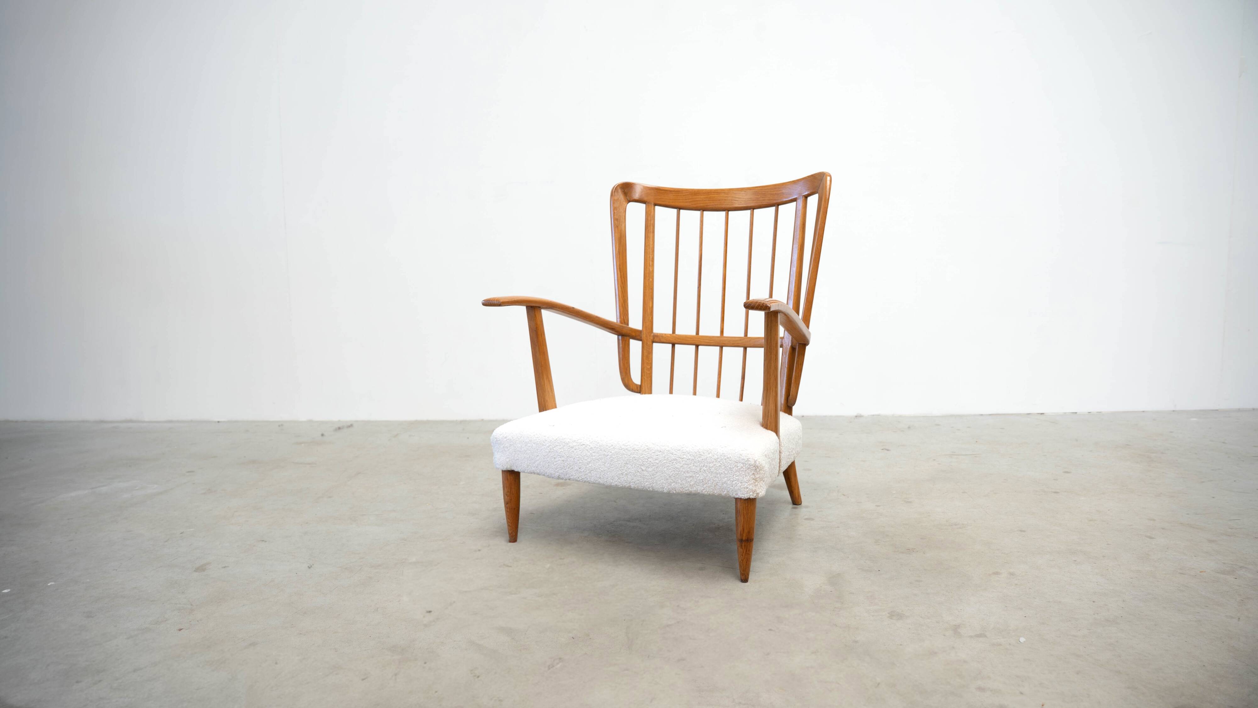 1970's Italian lounge chair inspired by Paolo Buffa