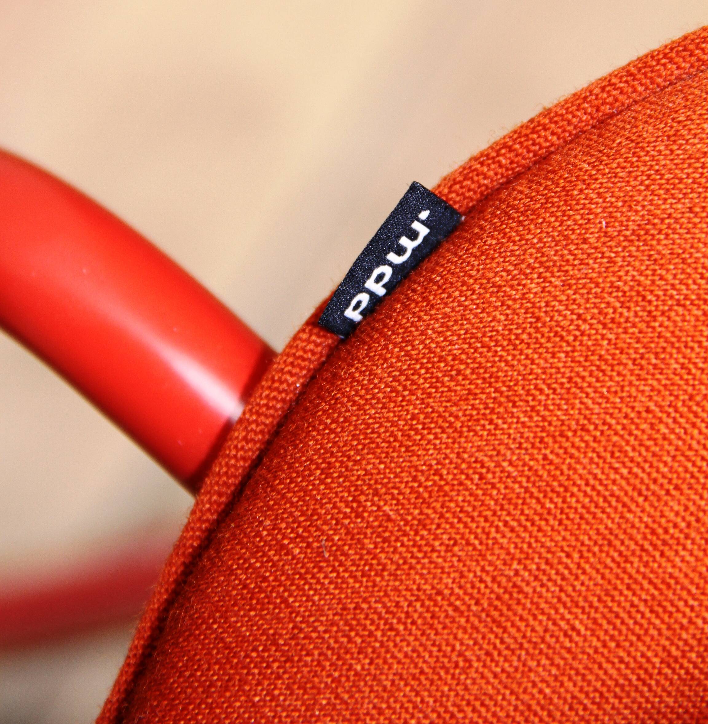 New School high chair, MDD