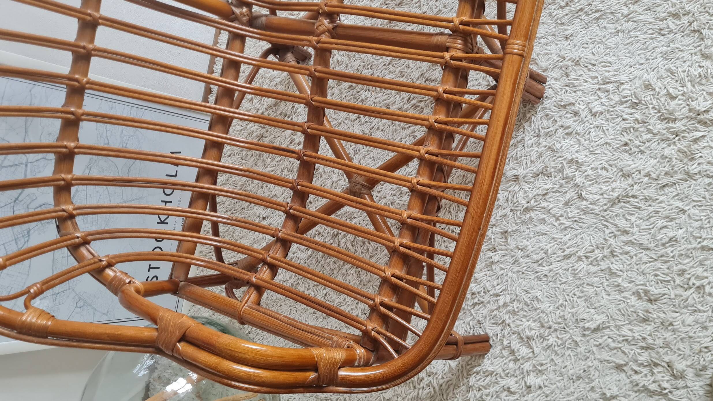 Vintage 1970s rattan bench