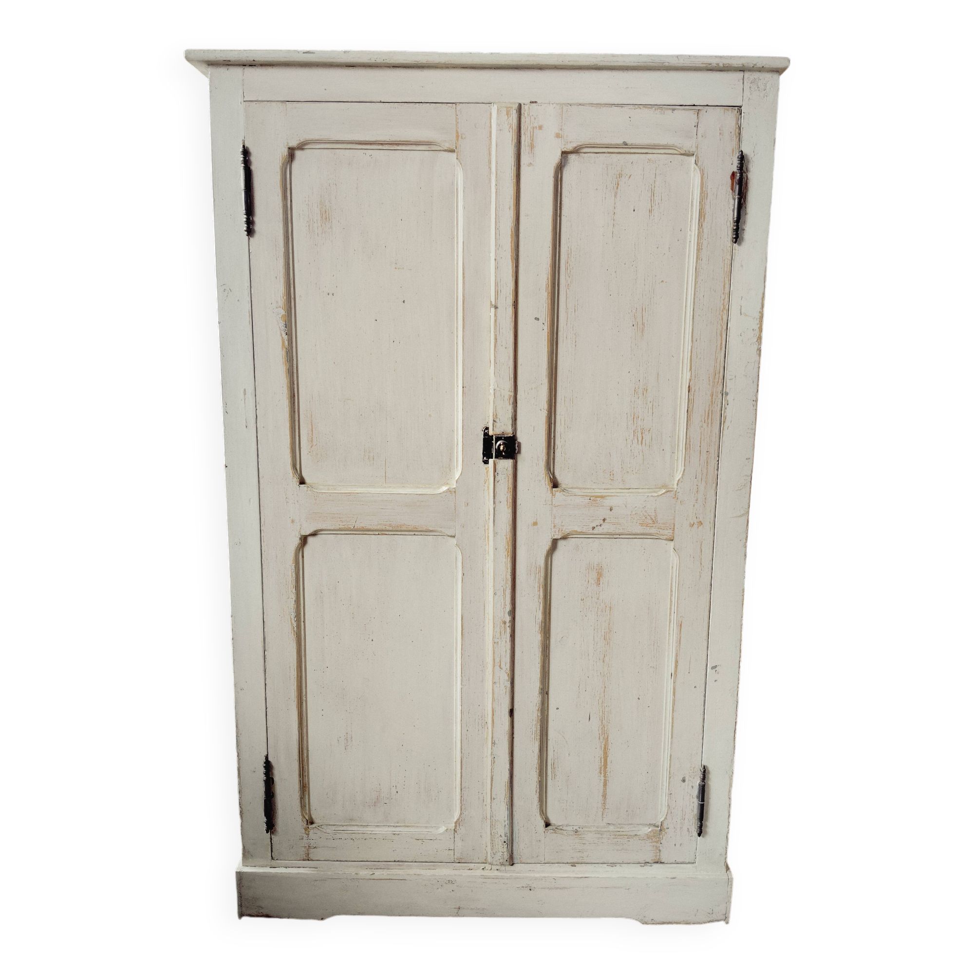 Old Parisian workshop cabinet