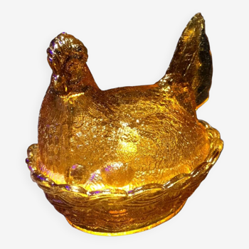 Poule en verre de portieux couleur ambre