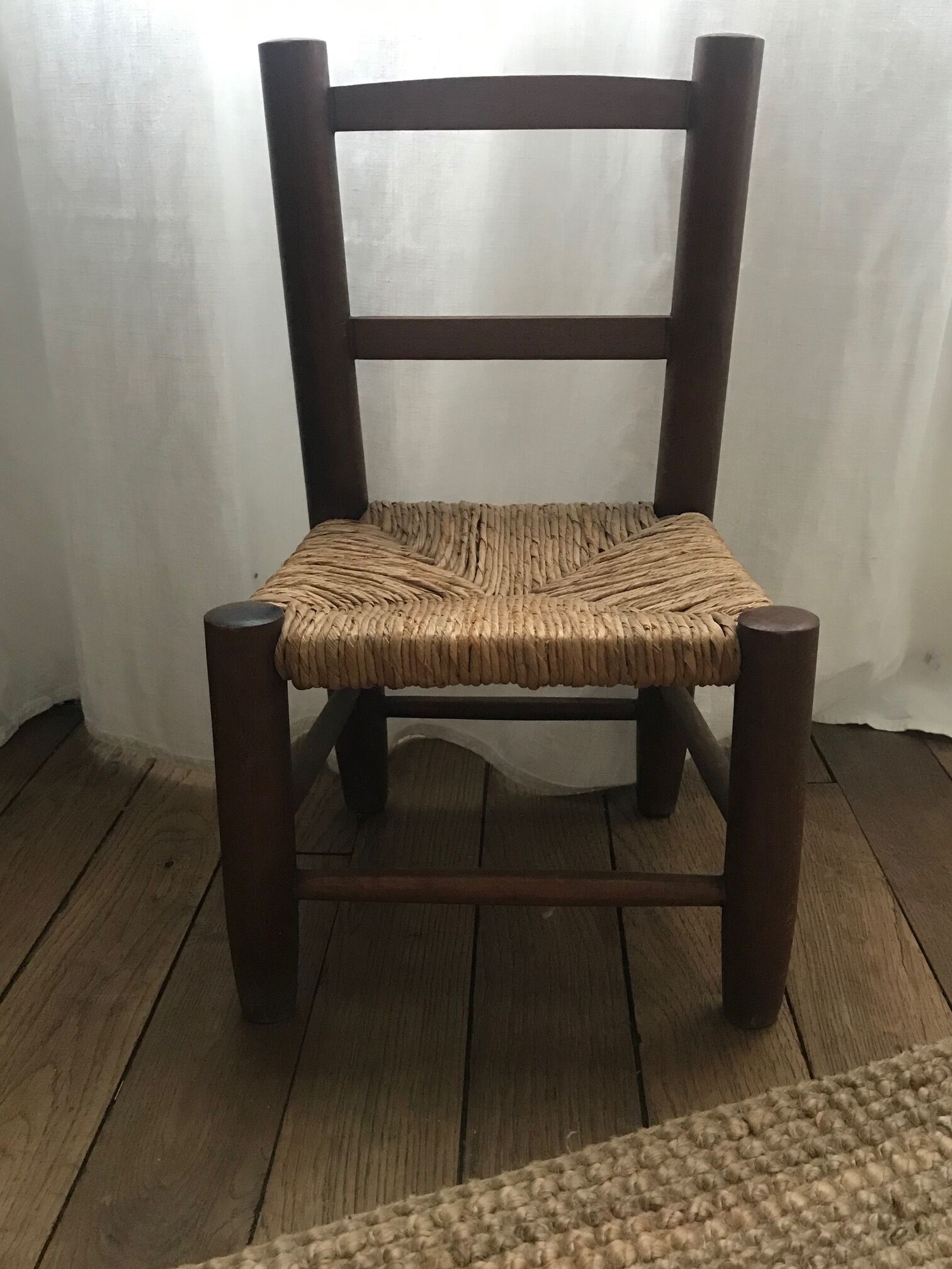 Children's chair wood and straw