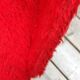 Chaise moumoute rouge pieds compas
