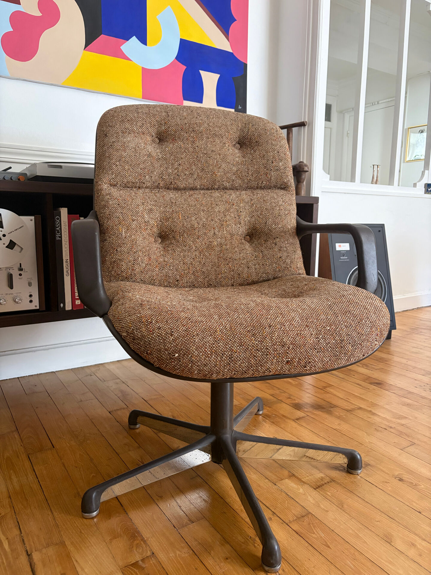 Fauteuil édition Comforto dans le goût de Charles Pollock